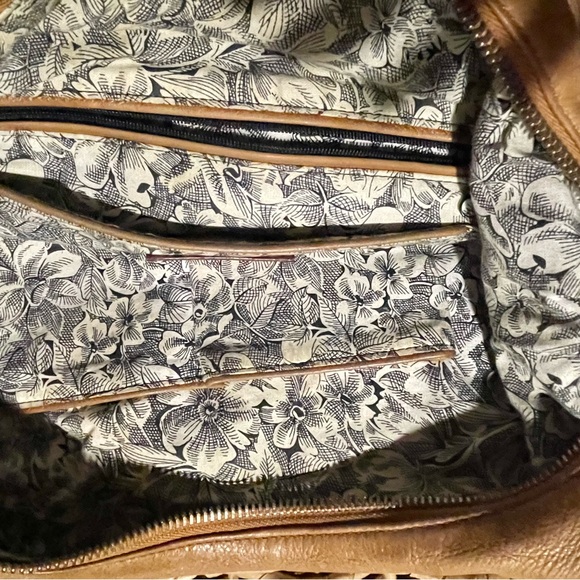 Women’s Hobo International Genuine Leather handbag bag - Picture 6 of 8